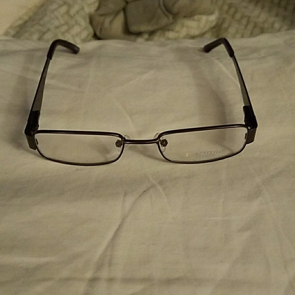 Eyeglass frames - Picture 2 of 5